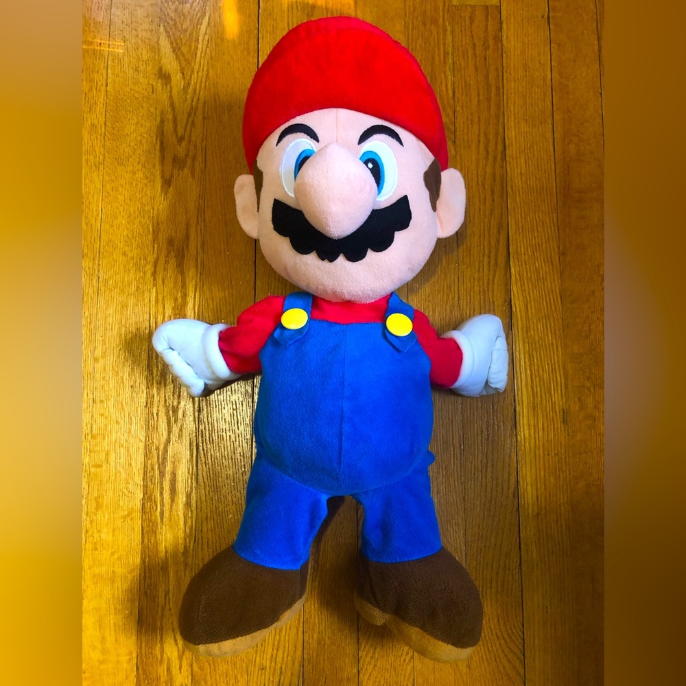 Vintage Nintendo Mario Plush with Zipper Pouch